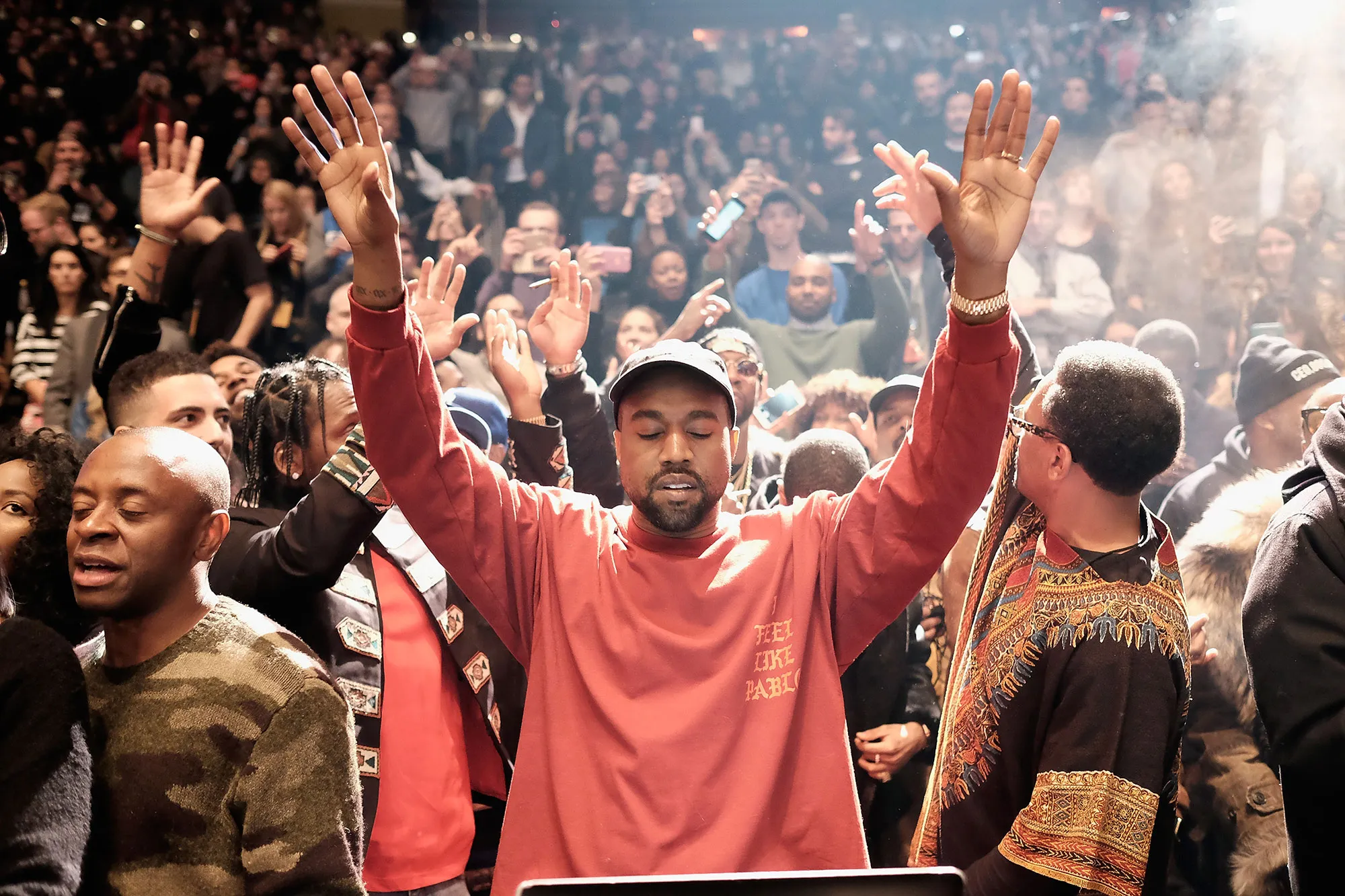 Kanye West y el Streetwear: Su influencia en la moda y la cultura urbana